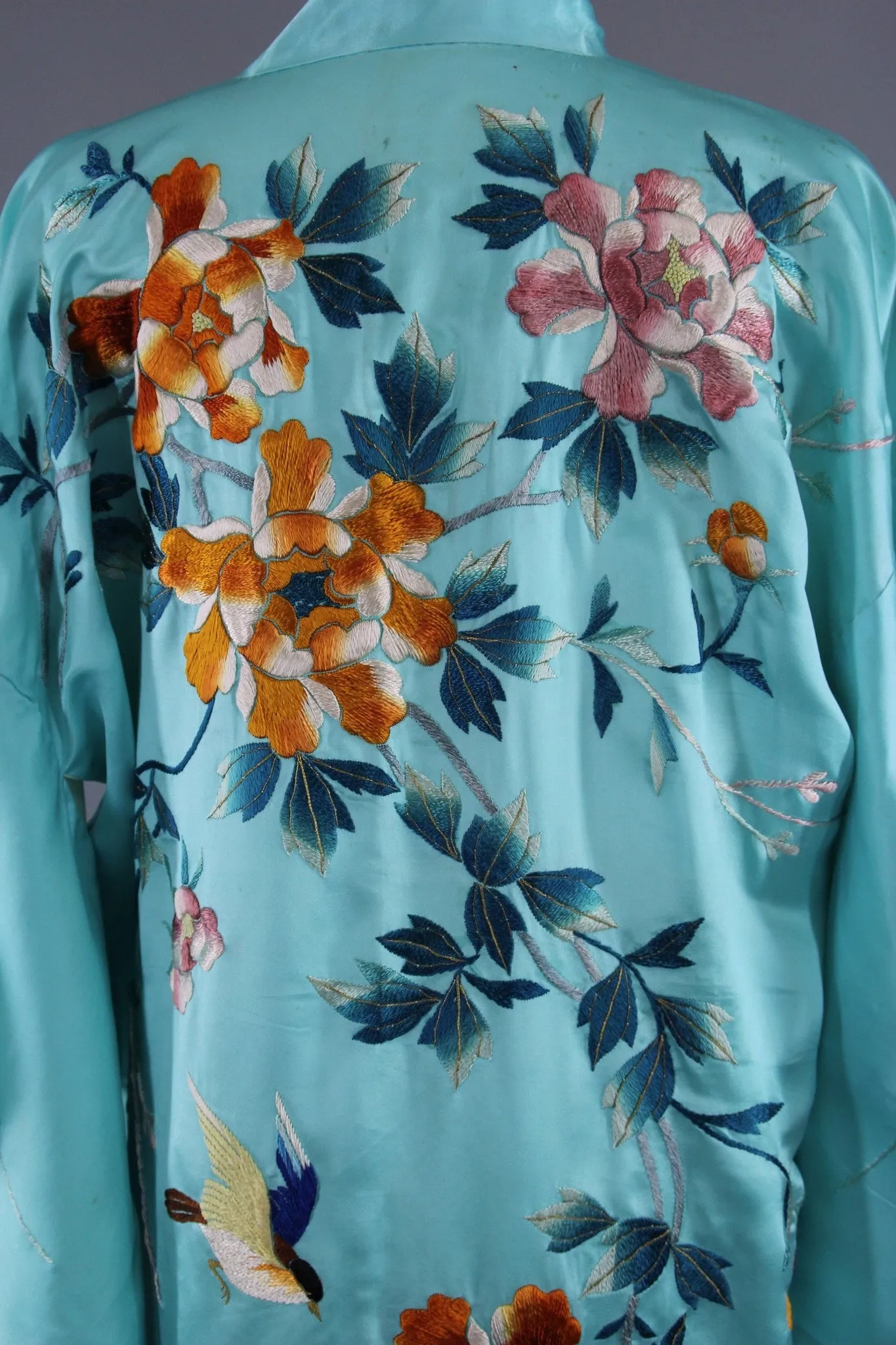 1930s Vintage Aqua Blue Silk Satin Embroidered Kimono Robe