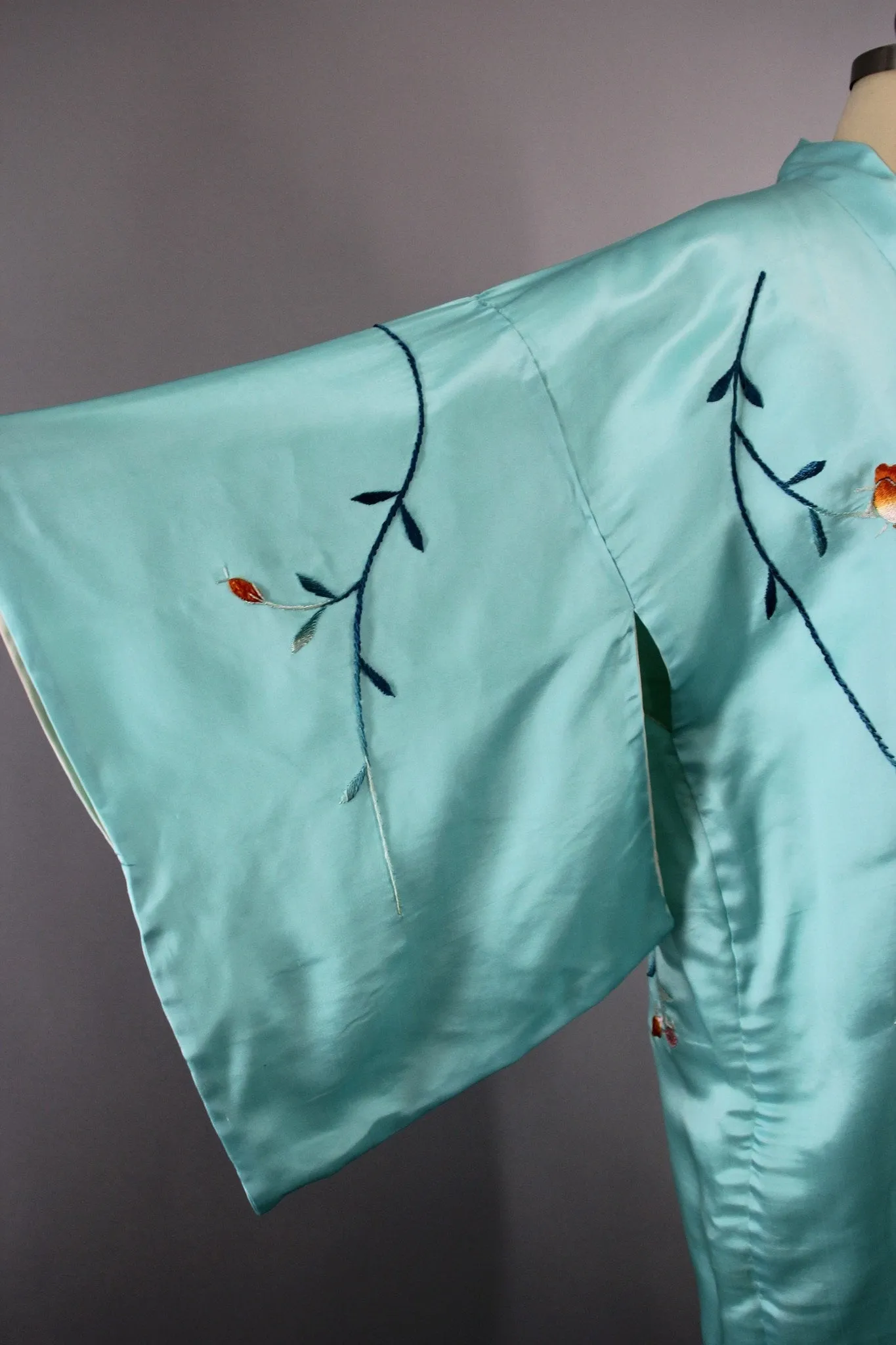 1930s Vintage Aqua Blue Silk Satin Embroidered Kimono Robe