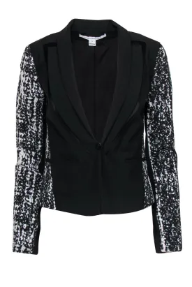 Diane von Furstenberg - Black & Gray Speckled Blazer Sz 2