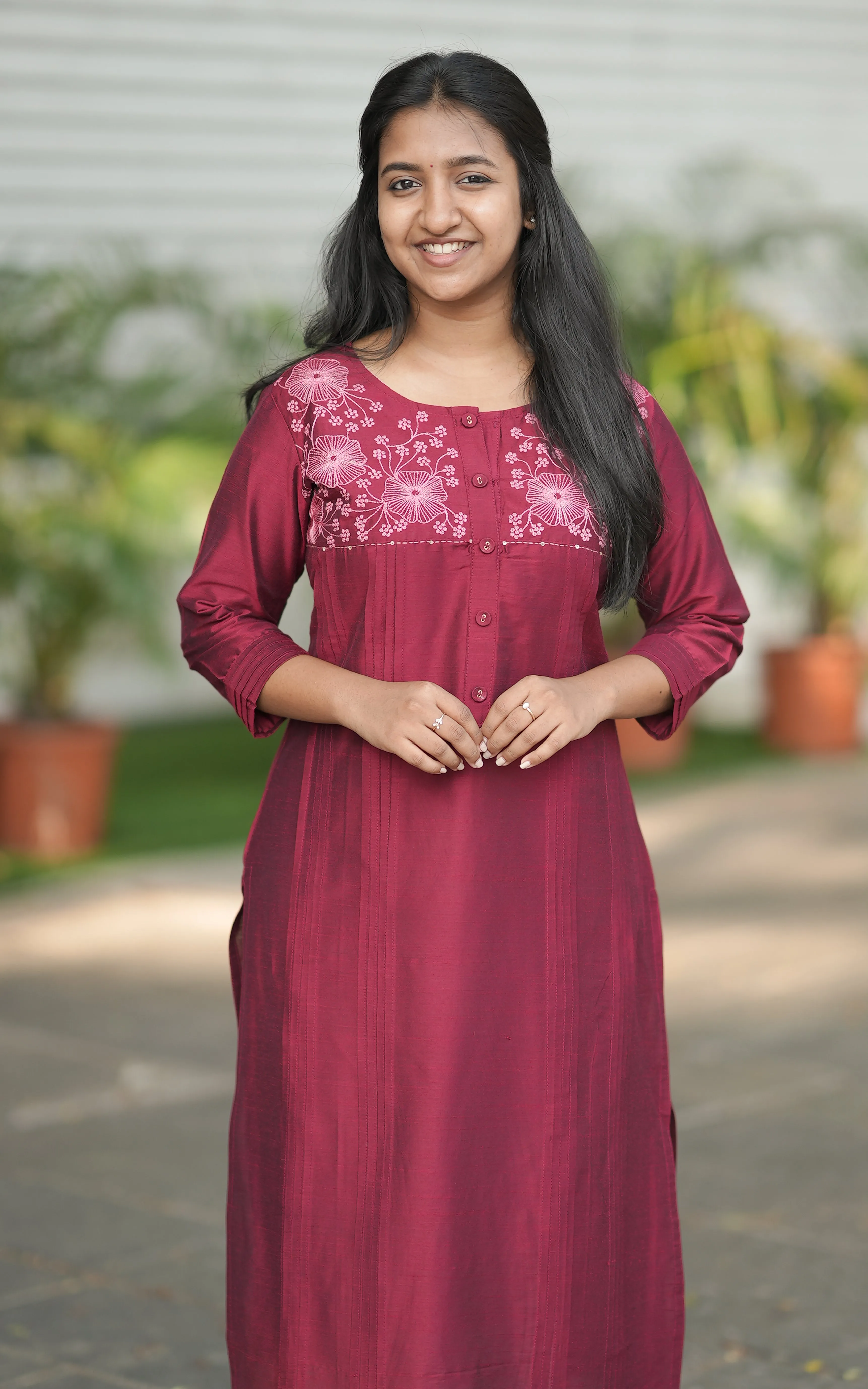 Liyana Maroon