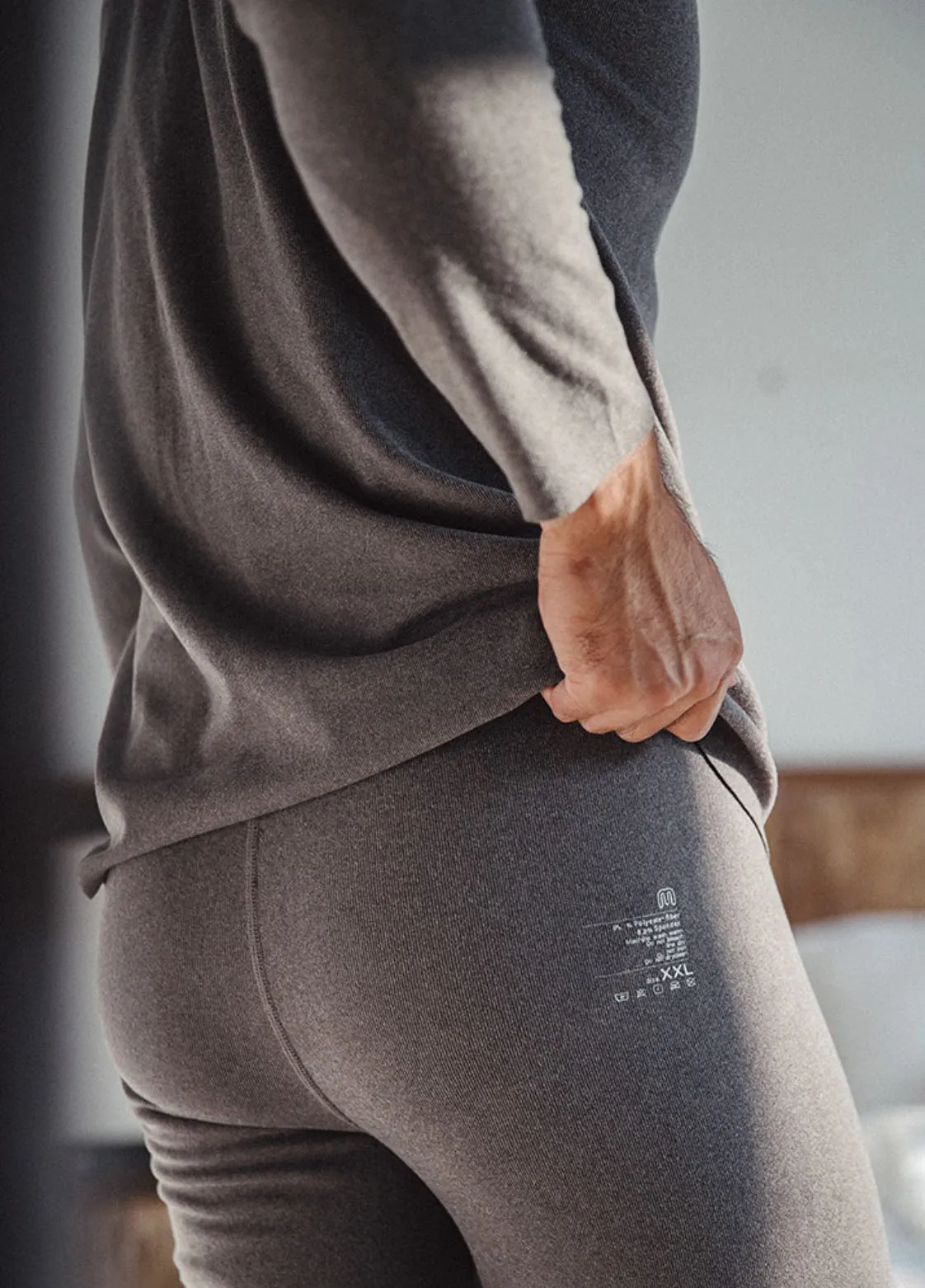 "Burning Elements" Seamless Thermal Section Men's Sleep Wear