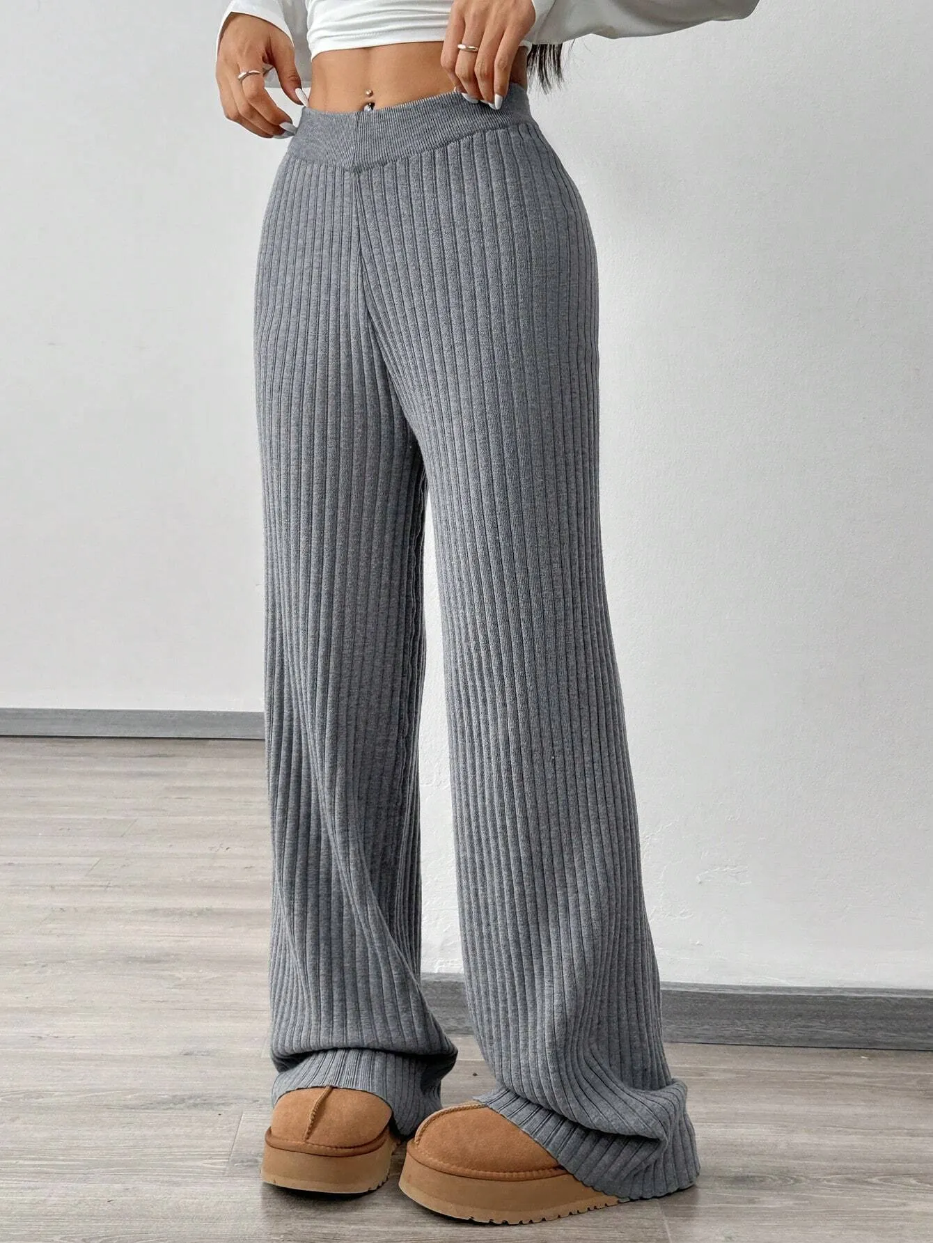 Ribbed Knit Gray Sweater Trousers FW24