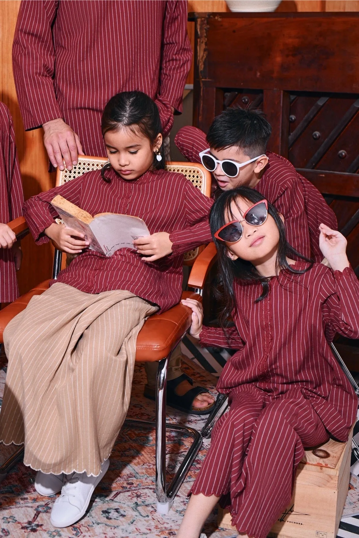 The Congkak Kurta - Maroon Stripe
